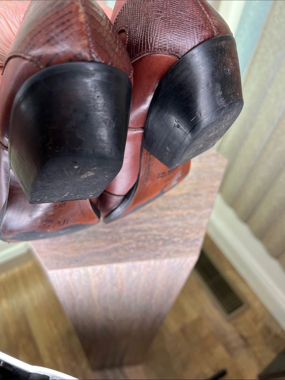 Hunt Club Vintage Brown Leather Western Slip-On Dress Shoes S-9M - Picture 7 of 9